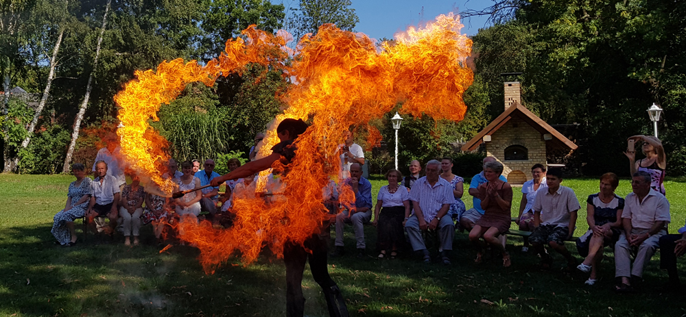 feuershow-nachmittag feuershow-nachmittag
